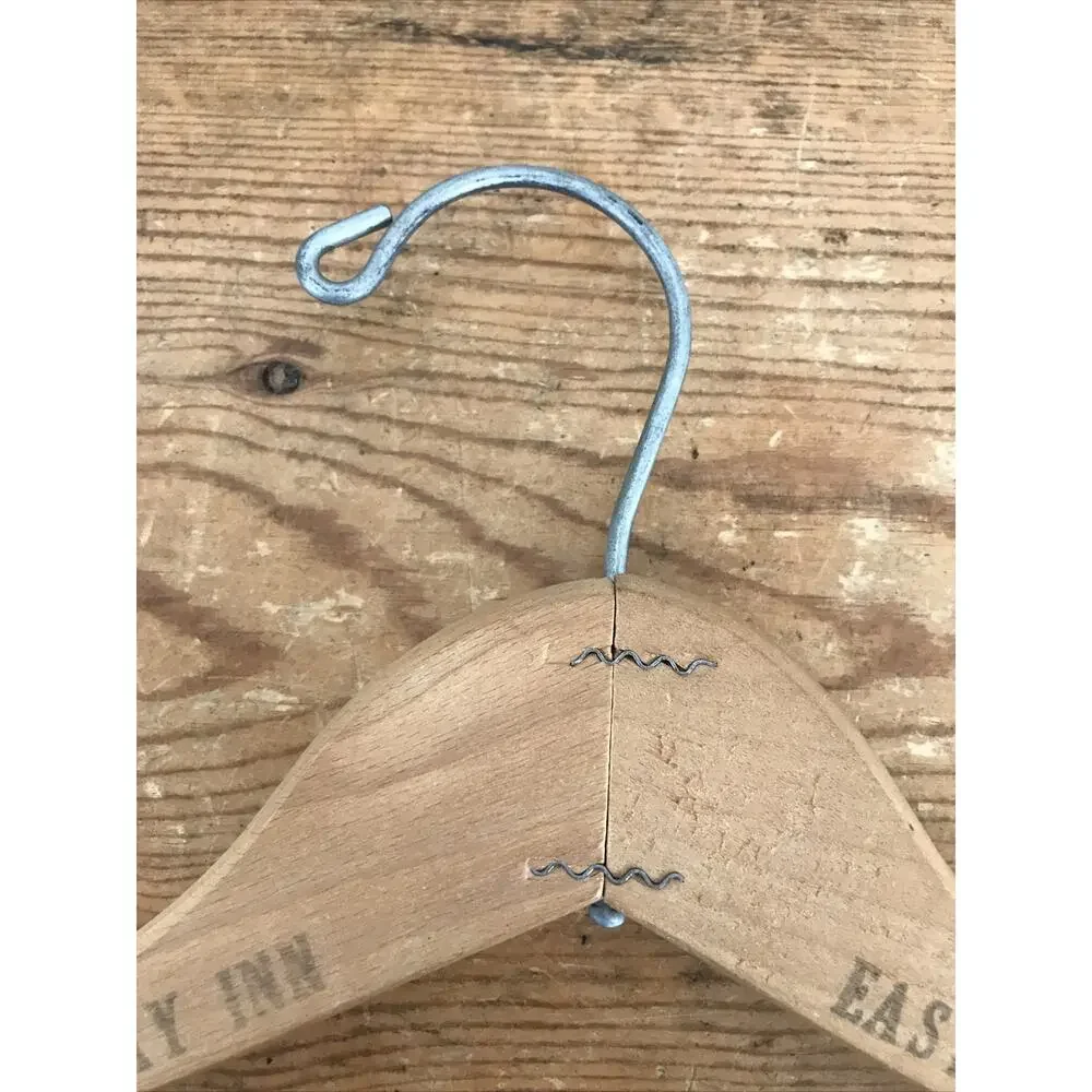 Vtg Sea Spray Inn East Hampton New York NY Hamptons Wood Hotel Clothes Hanger
